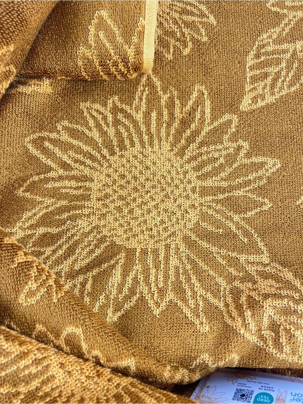 Truly Lou Bath Towels FALL Sunflowers Gold Brown Soft Velour Cotton 2 Pc NEW